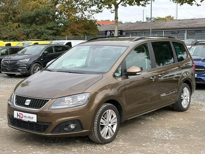 Gebraucht Seat Alhambra Style 140 PS (102 kW) 2013 Braun Van / Kleinbus