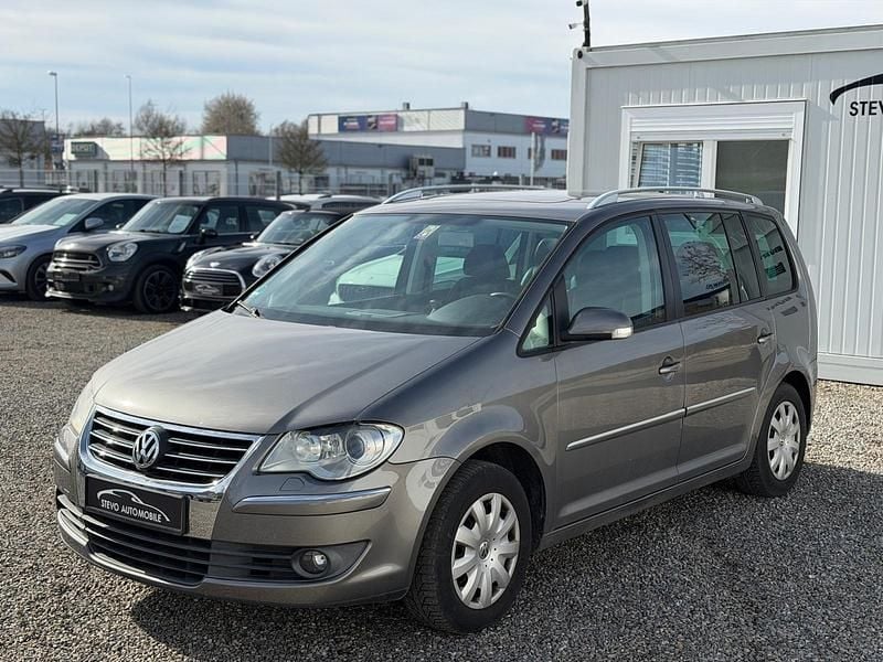Gebraucht VW Touran 140 PS (102 kW) 2007 Grau Van / Kleinbus