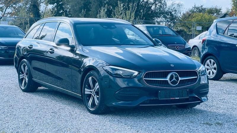 Grau Gebraucht 2022 Mercedes C220 Avantgarde Limousine | 22.789 € (Guter Preis) - Bild 1/4