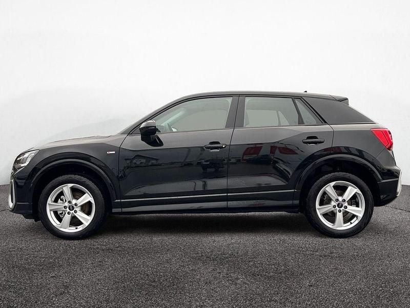 Gebraucht Audi Q2 S-Line 150 PS (110 kW) 2025 Schwarz SUV