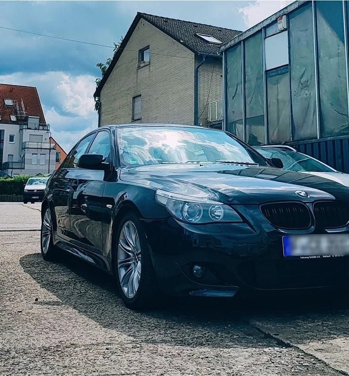Schwarz Gebraucht 2006 BMW 523 Comfort Edition Limousine | 5.300 € (Guter Preis) - Bild 1/4