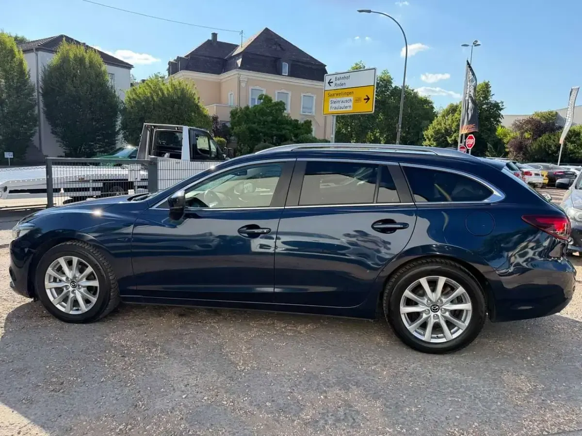 Gebraucht Mazda 6 Exclusive-Line 165 PS (121 kW) 2018 Deep crystal blue Kombi