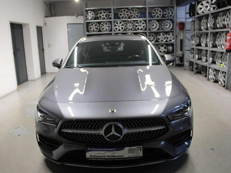 Gebraucht Mercedes CLA200 AMG line 163 PS (119 kW) 2020 Mountaingrau Kombi