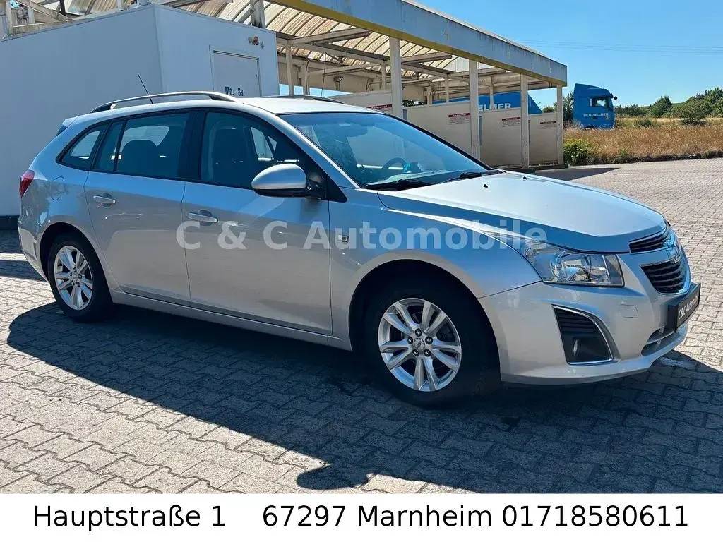 Gebraucht Chevrolet Cruze LT 124 PS (91 kW) 2013 Silber Kombi