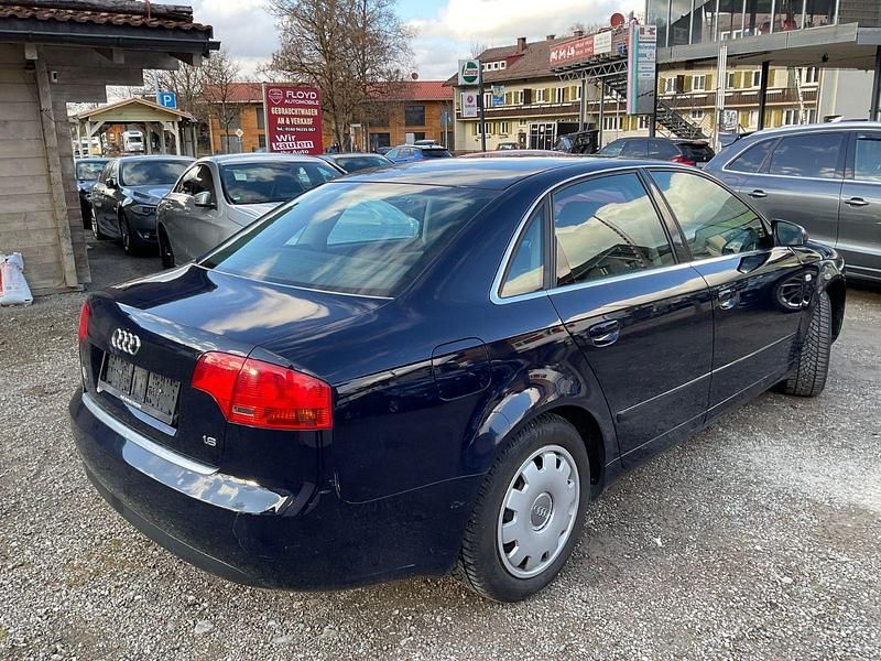 Gebraucht Audi A4 102 PS (75 kW) 2006 Blau Limousine