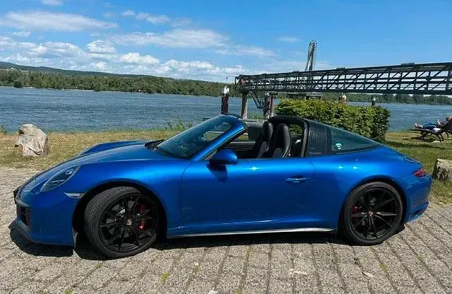 Gebraucht Porsche 911 Carrera 4 GTS Targa 450 PS (330 kW) 2017 Blau Cabrio