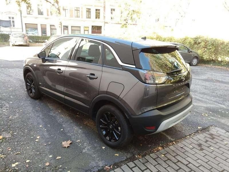 Gebraucht Opel Crossland X Design & Tech 131 PS (96 kW) 2022 Mondsteingrau dach schwarz SUV