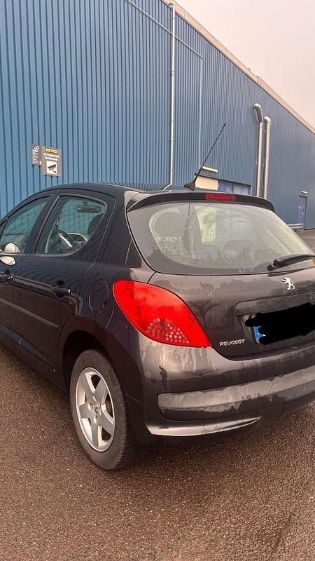 Gebraucht Peugeot 207 95 PS (69 kW) 2008 Schwarz Kombi