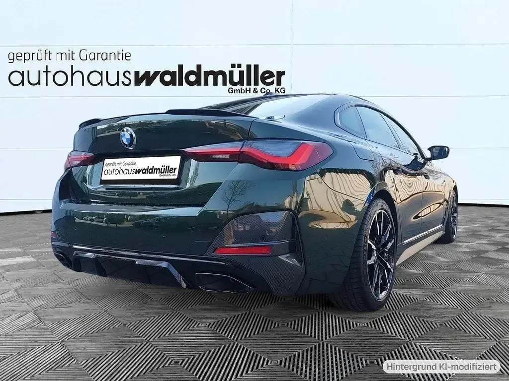 Gebraucht BMW M440 M Sport 374 PS (275 kW) 2023 Grün Coupé