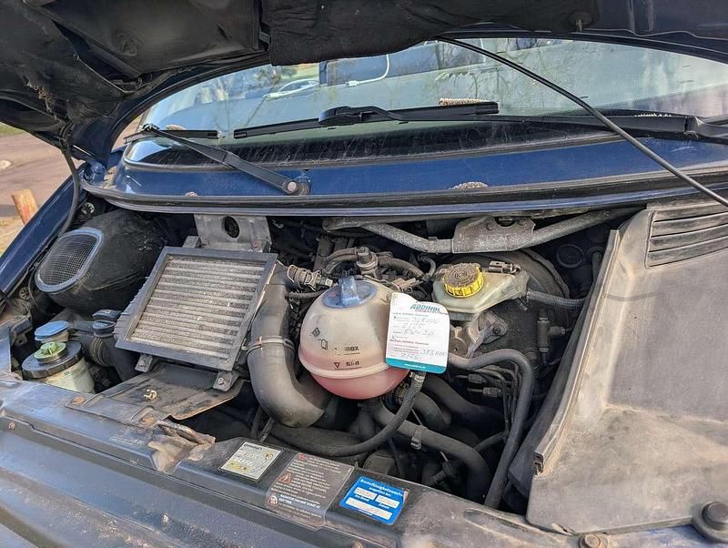 Gebraucht VW T4 102 PS (75 kW) 1998 Blau Van