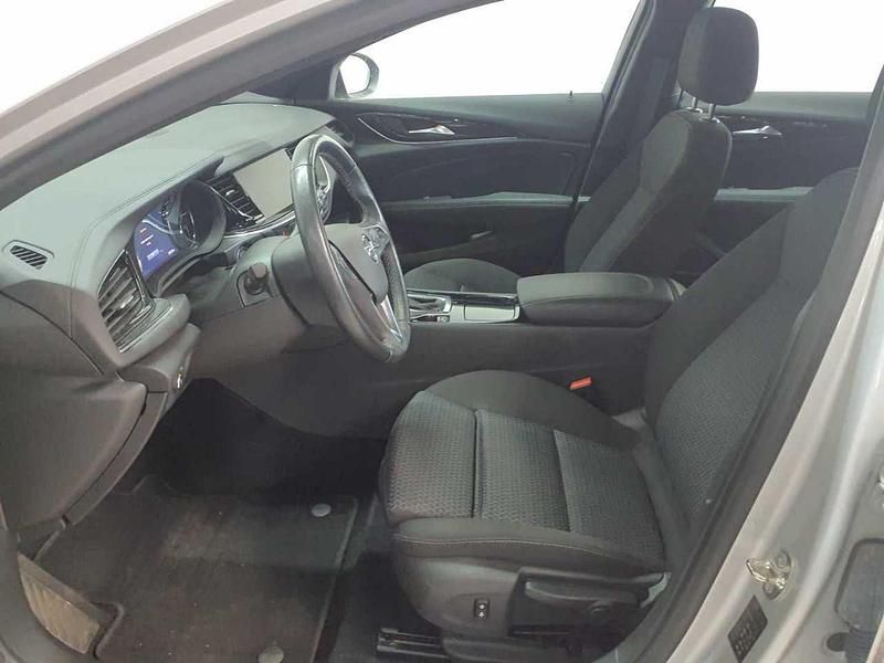 Gebraucht Opel Insignia Elegance 174 PS (127 kW) 2022 Argonsilber metallic Kombi