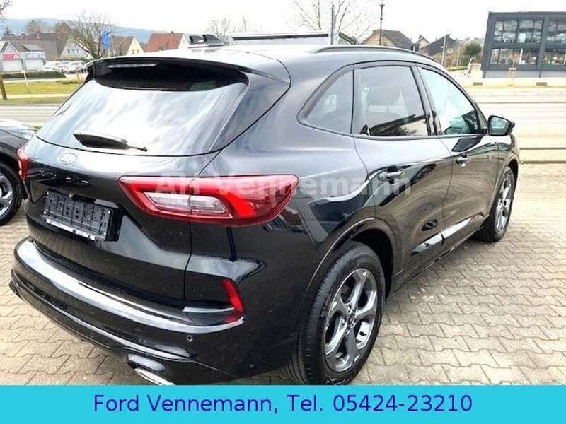 Neu Ford Kuga ST-Line 151 PS (111 kW) 2025 Schwarz SUV