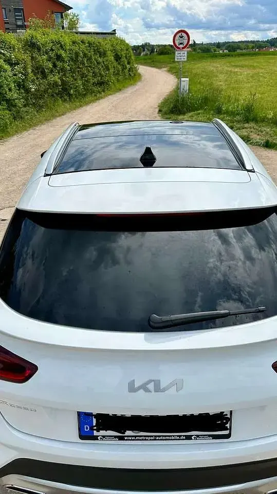 Używany Kia XCeed Platinum Edition 204 KM (150 kW) 2021 Biały SUV
