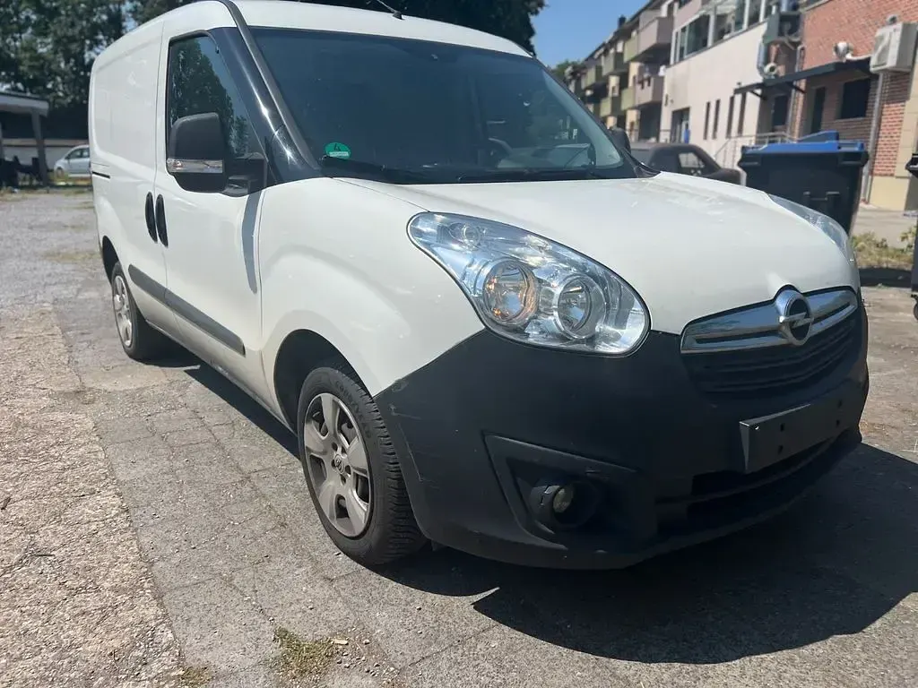 Gebraucht Opel Combo 90 PS (66 kW) 2013 Weiß Van / Kleinbus