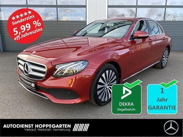 Gebraucht Mercedes E200 Avantgarde 184 PS (135 kW) 2016 Hyazinthrot Limousine