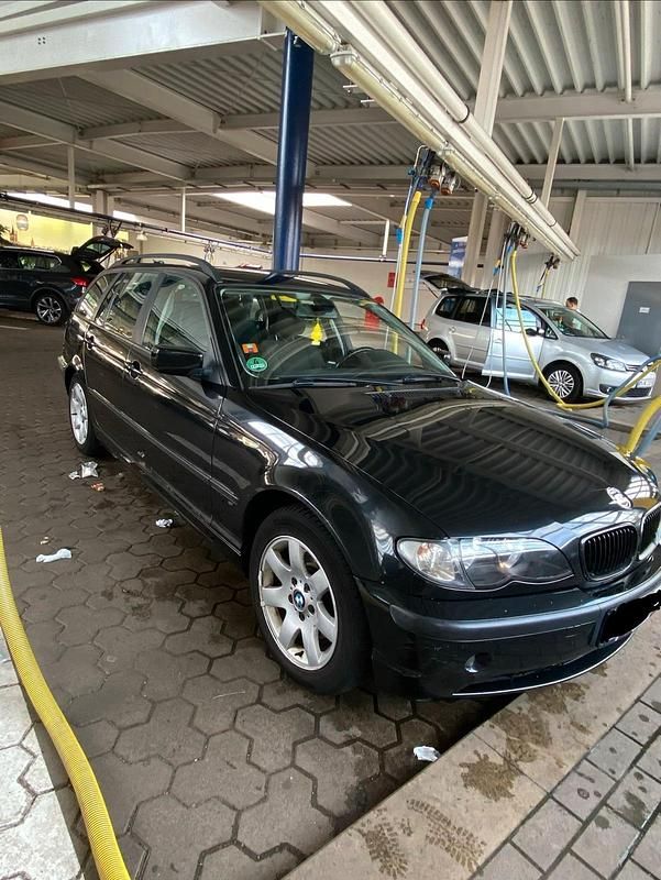 Gebraucht BMW 320 150 PS (110 kW) 2004 Schwarz Kombi