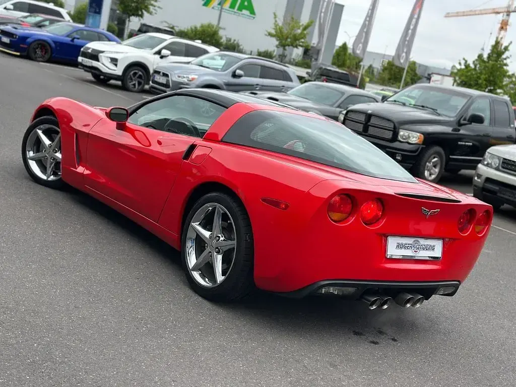 Używany Corvette Stingray 436 KM (320 kW) 2011 Czerwony Coupe