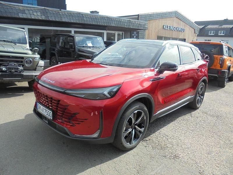 Gebraucht Baic X75 177 PS (130 kW) 2026 Rot SUV