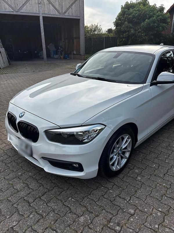 Gebraucht BMW 118 136 PS (100 kW) 2018 Weiß Kleinwagen