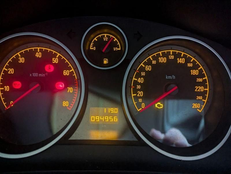 Gebraucht Opel Astra Cabriolet 140 PS (102 kW) 2008 Schwarz Cabrio