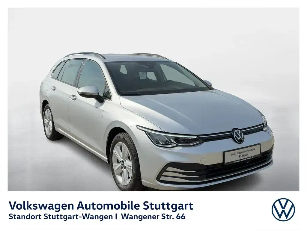 Gebraucht VW Golf VIII Life 150 PS (110 kW) 2023 Reflexsilber metallic Kombi