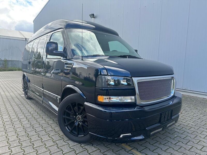 Blau Gebraucht 2012 GMC Savana Van / Kleinbus | 44.999 € - Bild 1/4