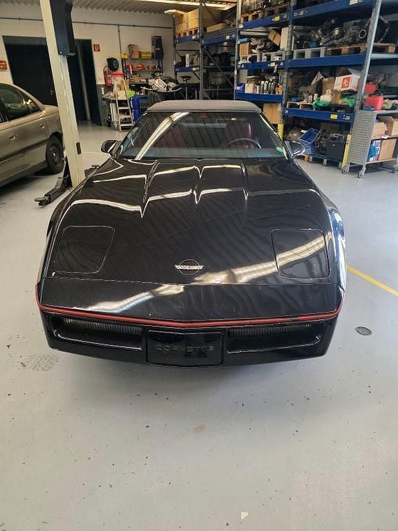 Gebraucht Chevrolet Corvette 300 PS (220 kW) 1991 Schwarz Cabrio