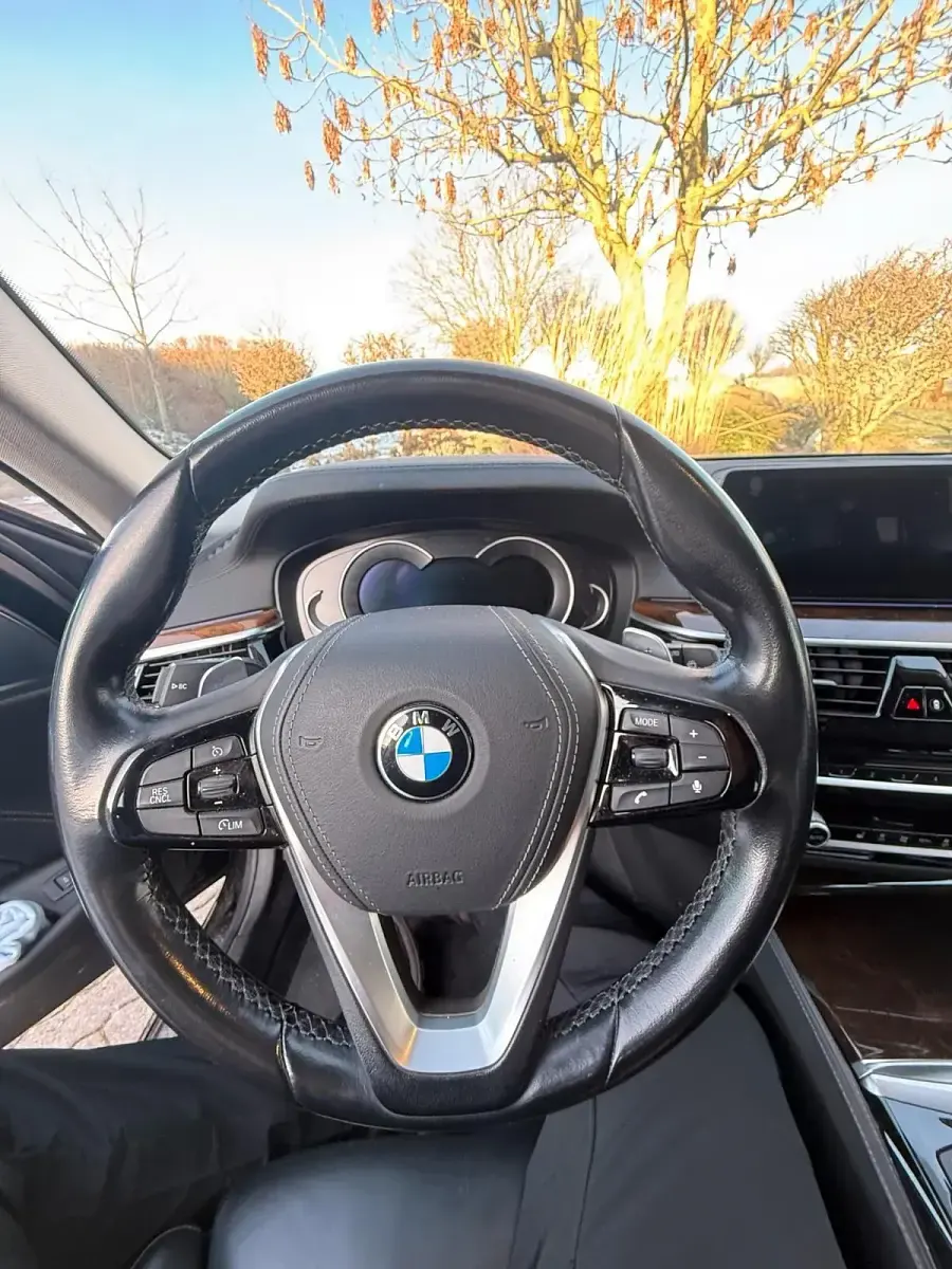 Gebraucht BMW 540 Luxury Line 320 PS (235 kW) 2017 Schwarz Kombi