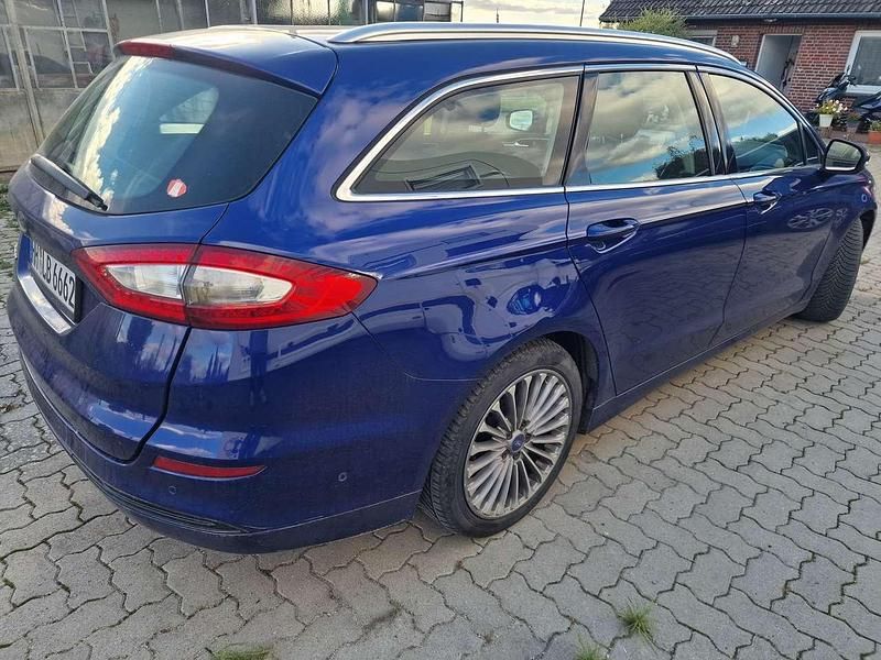 Gebraucht Ford Mondeo Titanium 150 PS (110 kW) 2014 Blau Kombi