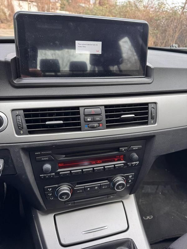 Gebraucht BMW 318 129 PS (94 kW) 2006 Andere farben Limousine