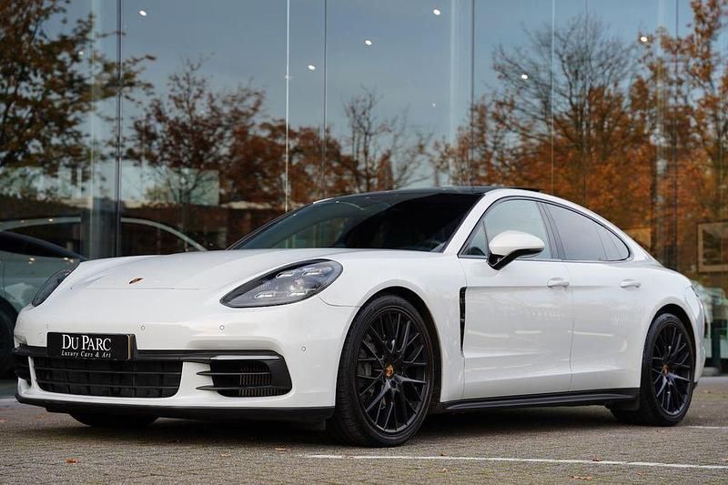 Weiß Gebraucht 2018 Porsche Panamera 4S Limousine | 48.888 € (Guter Preis) - Bild 1/4