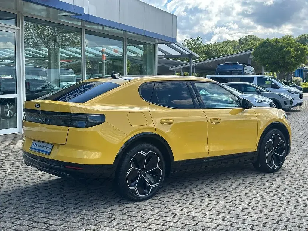 Gebraucht Ford Capri Premium 210 kW (286 PS) 2025 Gelb SUV