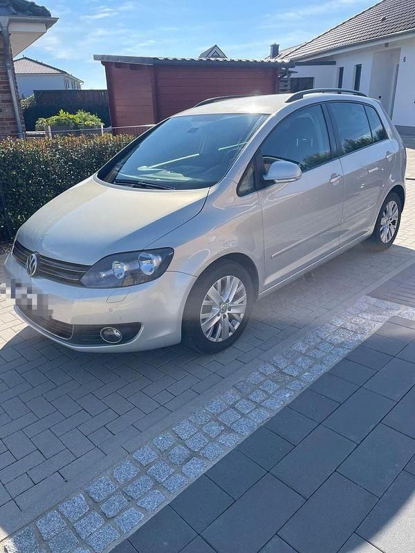 Gebraucht VW Golf Plus Cross Life 122 PS (89 kW) 2013 Silber Van / Kleinbus