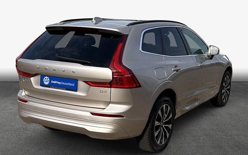 Gebraucht Volvo XC60 Core 197 PS (144 kW) 2024 Silber SUV