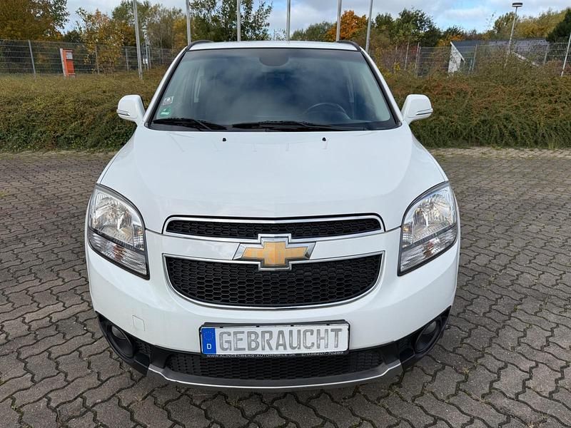 Gebraucht Chevrolet Orlando 141 PS (103 kW) 2013 Weiß Van / Kleinbus