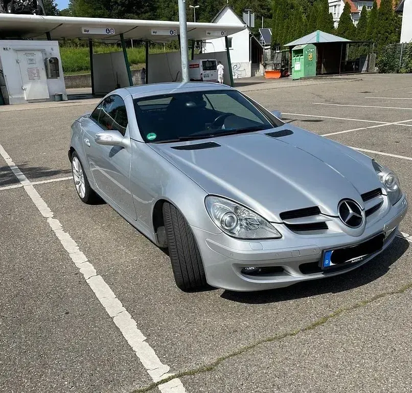 Gebraucht Mercedes SLK200 163 PS (119 kW) 2007 Silber Cabrio