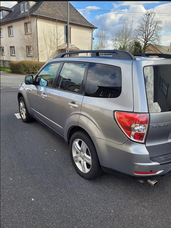 Gebraucht Subaru Forester 150 PS (110 kW) 2009 Grau SUV