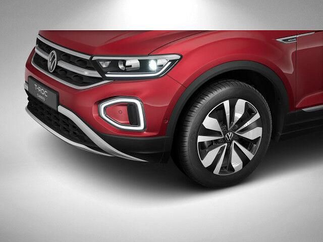 Gebraucht VW T-Roc Style 150 PS (110 kW) 2024 Rot (kings red metallic schwarz) SUV