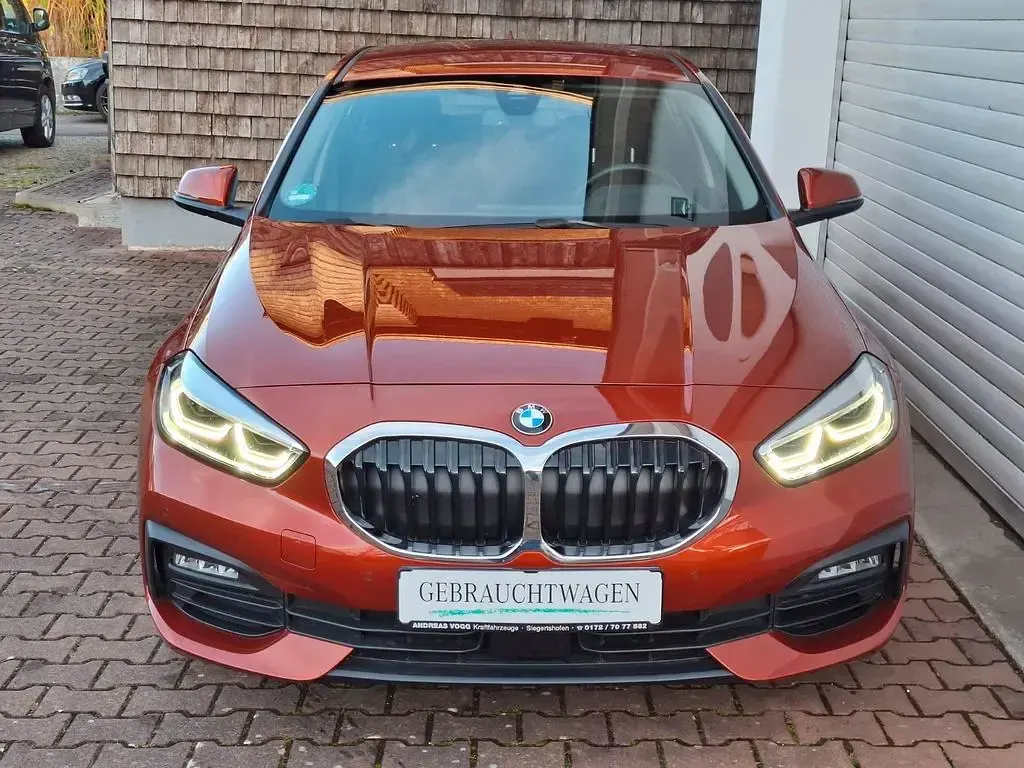 Gebraucht BMW 116 Advantage 109 PS (80 kW) 2024 Sunset orange metallic Kleinwagen