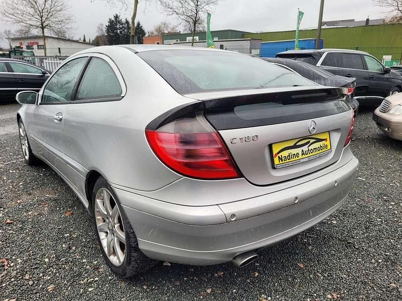 Gebraucht Mercedes C180 129 PS (94 kW) 2001 Grau Coupé
