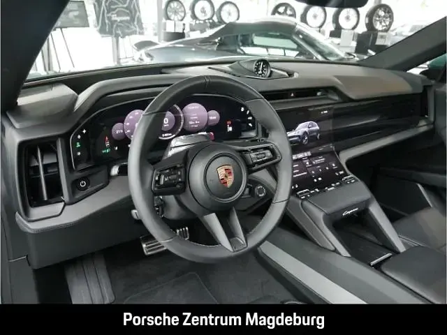 Gebraucht Porsche Cayenne Electric 325 kW (442 PS) 2026 Gruen SUV