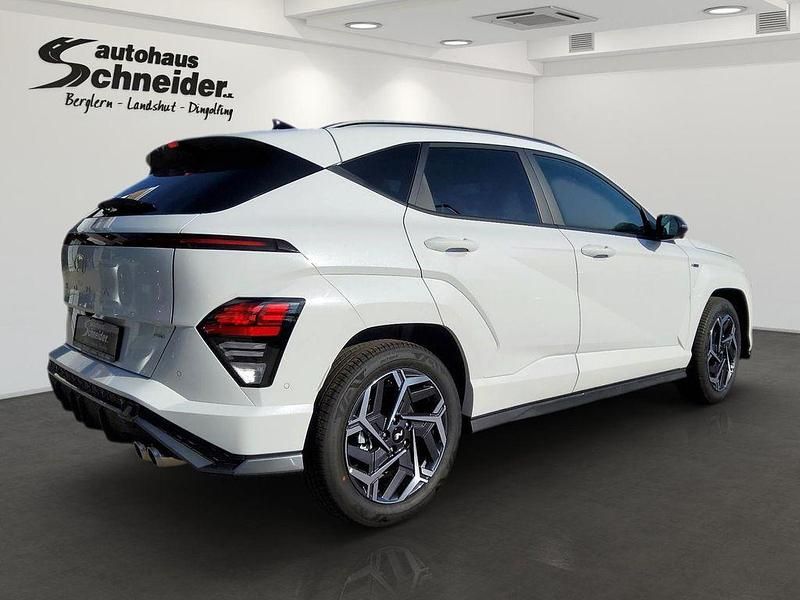 Neu Hyundai Kona N Line 129 PS (94 kW) 2025 Atlas white SUV