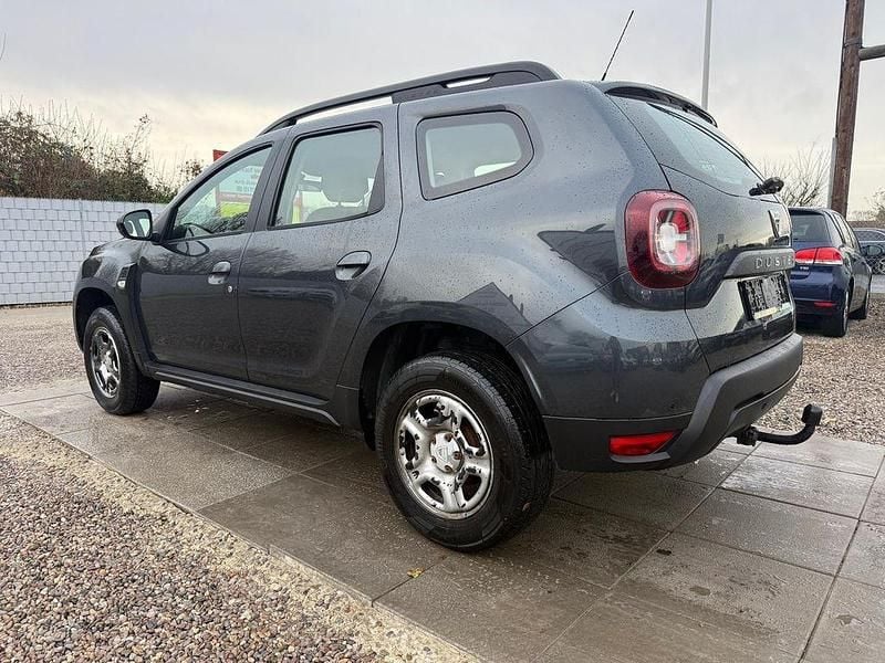 Gebraucht Dacia Duster Comfort 114 PS (83 kW) 2019 Schwarz SUV