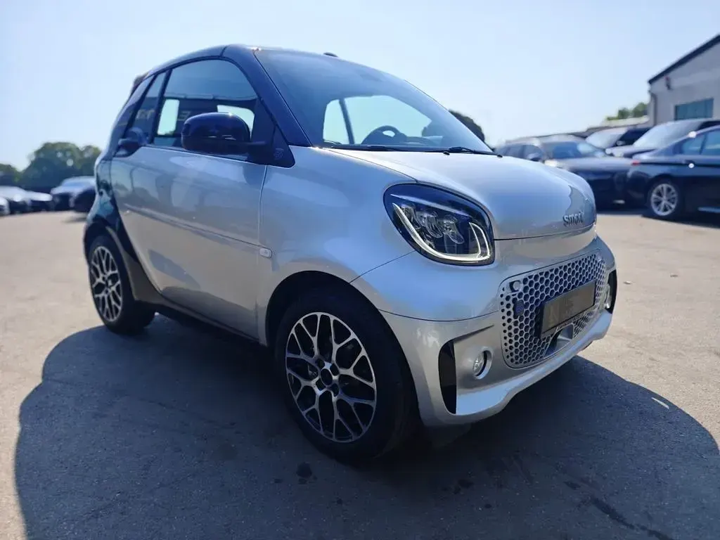 Gebraucht Smart ForTwo Electric Drive Exclusive 60 kW (82 PS) 2022 Silber Cabrio