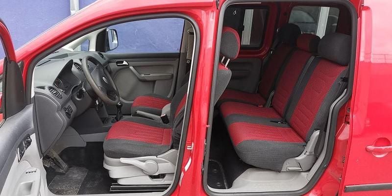 Gebraucht VW Caddy Life 80 PS (58 kW) 2010 Rot Van / Kleinbus