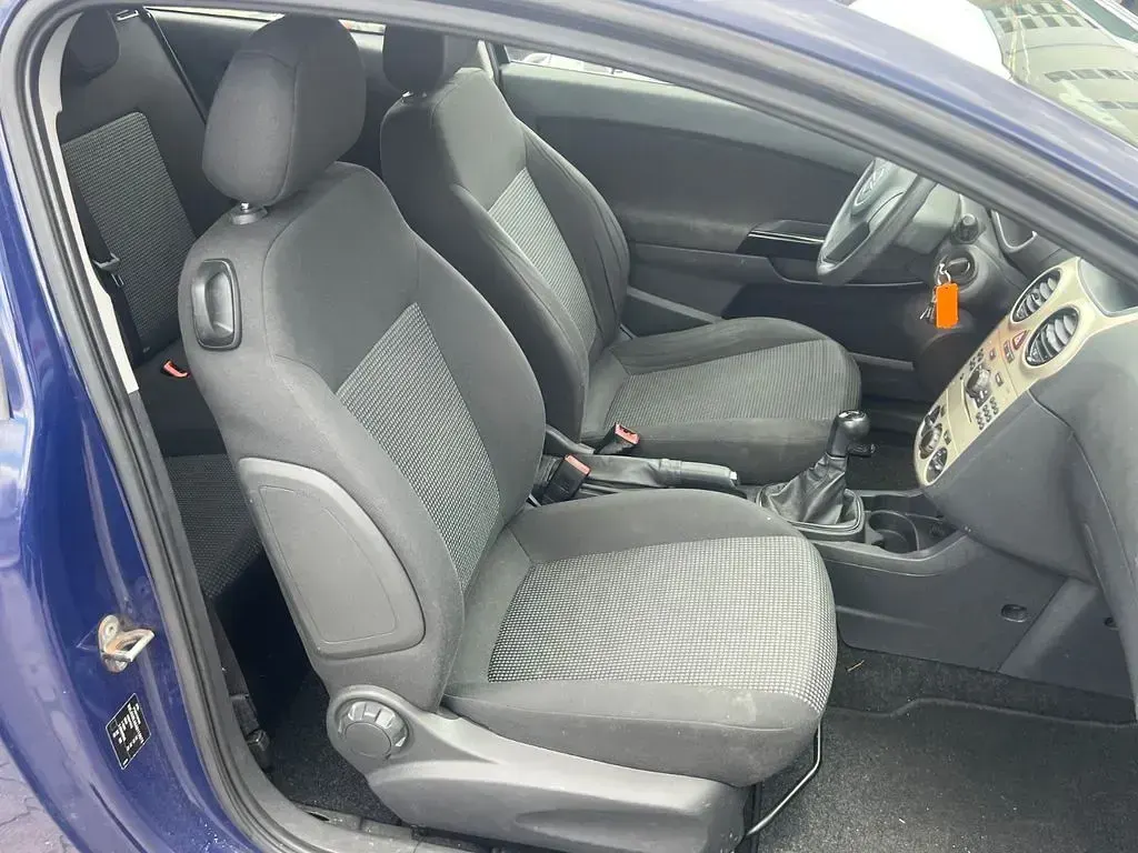 Usado Opel Corsa Selection 87 HP (63 kW) 2010 Azul Citadino