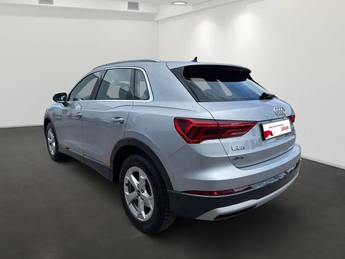 Gebraucht Audi Q3 Advanced Plus 150 PS (110 kW) 2022 Silber SUV