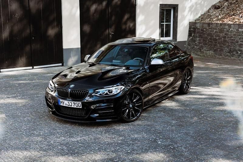Schwarz Gebraucht 2016 BMW M240 M Sport Coupé | 34.700 € (Guter Preis) - Bild 1/4