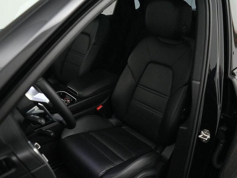 Gebraucht Porsche Cayenne 462 PS (339 kW) 2022 Schwarz SUV