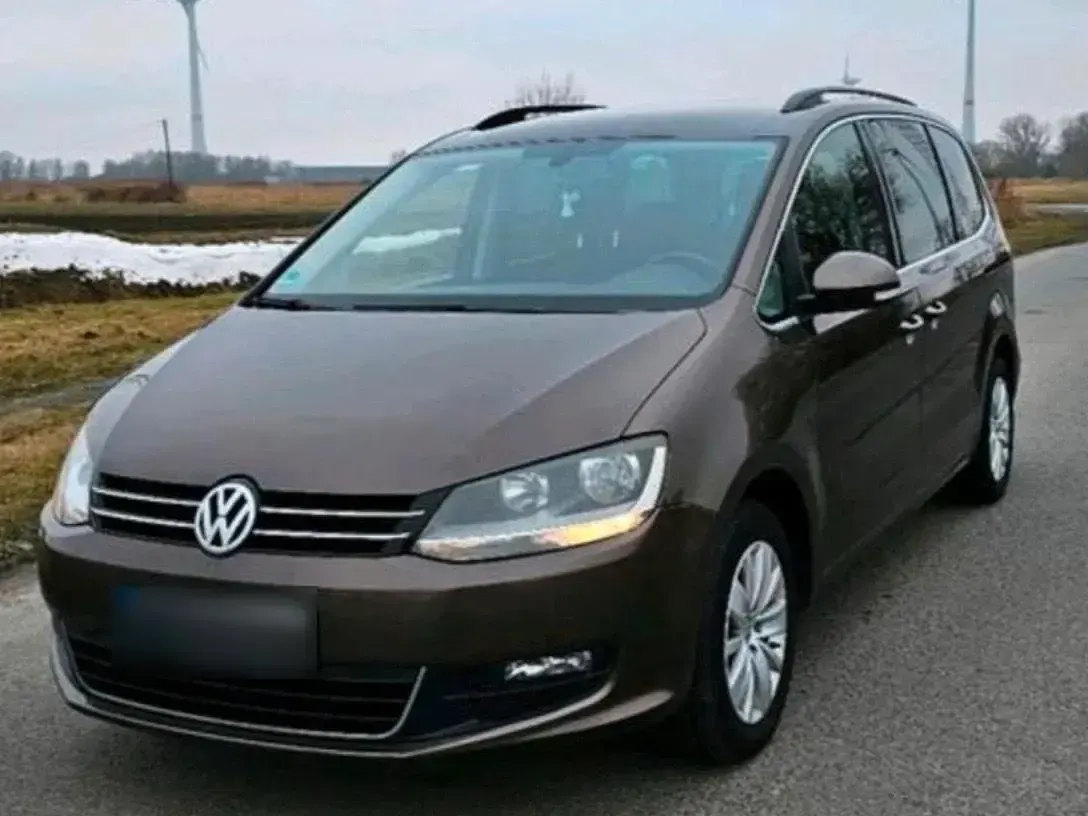 Gebraucht VW Sharan 150 PS (110 kW) 2012 Braun Van / Kleinbus